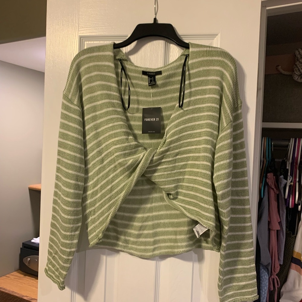 Forever 21 Sweater
